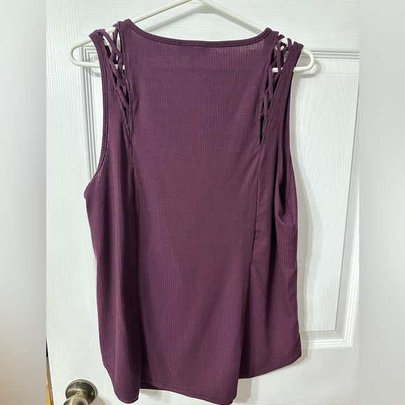 Forever 21+ tank top - Picture 3 of 3